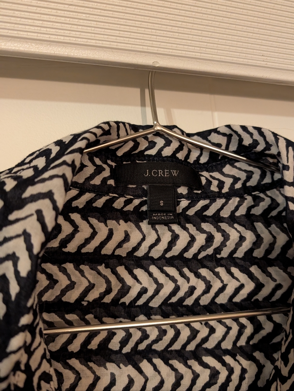100% Cotton Chevron Button-Front Tunic Shirt - Picture 4 of 5